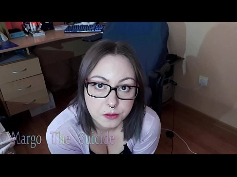 ❤️ Noia sexy amb ulleres xucla un consolador profundament davant la càmera ❤️❌ Només porno al ca.appassistance.ru ❌❤